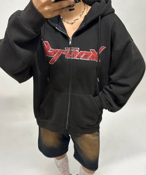 WHO'S WHO gallery（フーズフーギャラリー）の「＊2サイズ展開あり【KOOKY'N/クーキー】BRONXヴィンテージライクジップパーカー（パーカー・レディース・ブラック/サックスブルー/ライトグレー/レッド/ネイビー/パープル・MEDIUM/LARGE）」の2枚目の写真