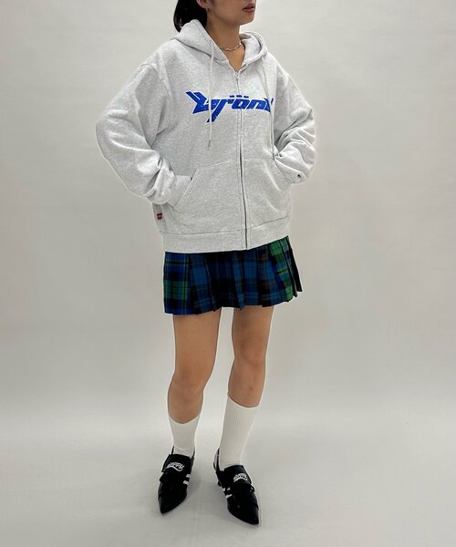 WHO'S WHO gallery（フーズフーギャラリー）の「＊2サイズ展開あり【KOOKY'N/クーキー】BRONXヴィンテージライクジップパーカー（パーカー・レディース・ブラック/サックスブルー/ライトグレー/レッド/ネイビー/パープル・MEDIUM/LARGE）」の19枚目の写真