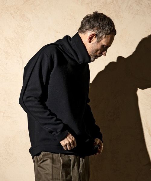 C DIEM(カルペディエム)の「C DIEM(カルペディエム)レザーパイピング モックネックシャツ ロングTシャツ(Tシャツ/カットソー・メンズ・ブラック/ベージュ/グレー・S/M/L/XL)」の18枚目の写真