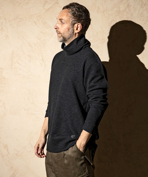 C DIEM(カルペディエム)の「C DIEM(カルペディエム)レザーパイピング モックネックシャツ ロングTシャツ(Tシャツ/カットソー・メンズ・ブラック/ベージュ/グレー・S/M/L/XL)」の22枚目の写真