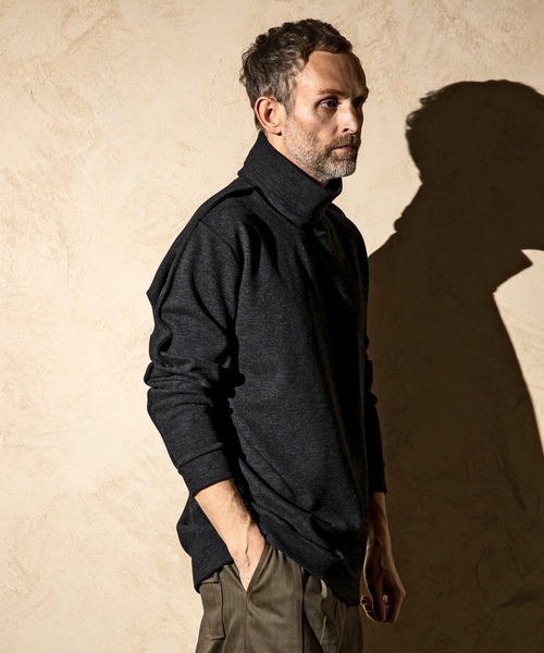 C DIEM(カルペディエム)の「C DIEM(カルペディエム)レザーパイピング モックネックシャツ ロングTシャツ(Tシャツ/カットソー・メンズ・ブラック/ベージュ/グレー・S/M/L/XL)」の5枚目の写真