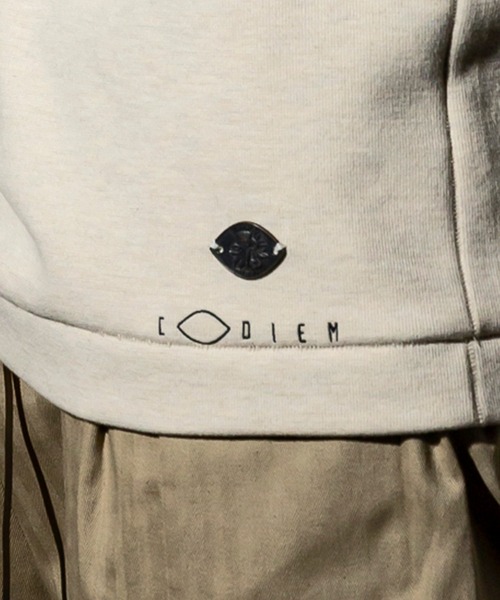 C DIEM(カルペディエム)の「C DIEM(カルペディエム)レザーパイピング モックネックシャツ ロングTシャツ(Tシャツ/カットソー・メンズ・ブラック/ベージュ/グレー・S/M/L/XL)」の8枚目の写真