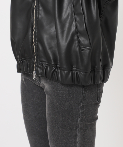 JOURNAL STANDARD relume(ジャーナルスタンダード レリューム)の「ボアカラーフェイクレザーブルゾン(ライダースジャケット・レディース・ブラック・FREE)」の9枚目の写真