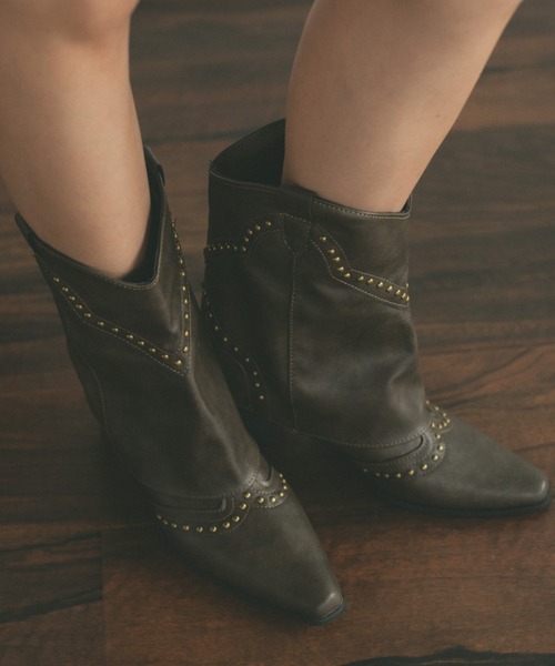 VANNIE U（ヴァニーユー）の「レイヤードウエスタンミドルブーツ（ブーツ・レディース・ダークブラウン/ブラウン/ブラック・SMALL/MEDIUM/LARGE）」の12枚目の写真