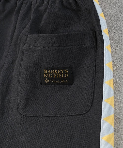 BIG FIELD（ビッグフィールド）の「トライアングルスウェットパンツ（スウェットパンツ・キッズ・チャコール/レッド/オフホワイト・80/90/95/100/110/120/130/140/150）」の20枚目の写真