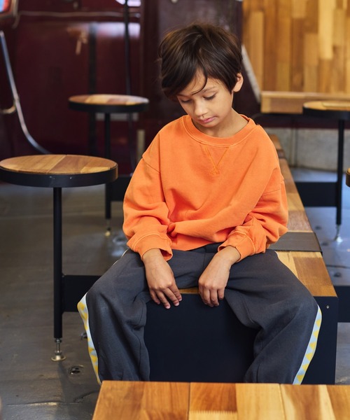 BIG FIELD（ビッグフィールド）の「トライアングルスウェットパンツ（スウェットパンツ・キッズ・チャコール/レッド/オフホワイト・80/90/95/100/110/120/130/140/150）」の15枚目の写真