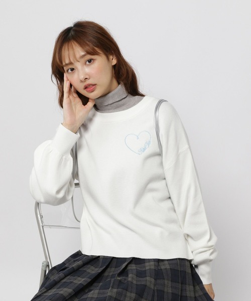 3.3 Field Trip （3.3フィールドトリップ）の「3.3 Field Trip／ハート刺繍ニット（ニット/セーター・レディース・グレー/ピンク/ホワイト・FREE）」の2枚目の写真