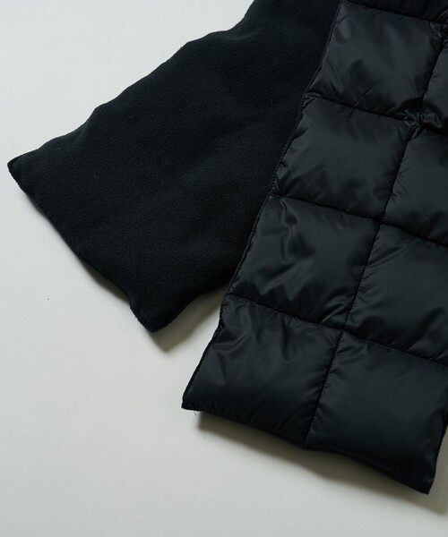 PUBLUX(パブリュクス)の「TAION/タイオン BASIC DOWN SCARF/ベーシック ダウンマフラー 限定展開(マフラー・レディース・ブラック/ホワイト・ONE SIZE)」の18枚目の写真