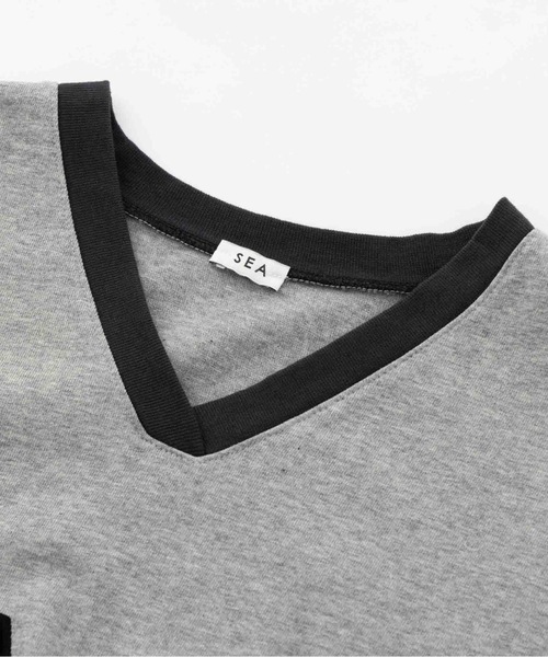 SEA(シー)の「SMC Vネック オーバーサイズプルオーバー(Tシャツ/カットソー・レディース・グレー/ネイビー・ONE SIZE)」の9枚目の写真