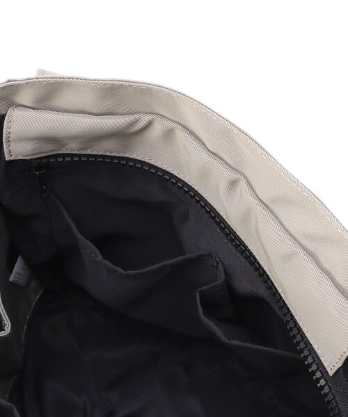 one'sterrace（ワンズテラス）の「anello スプラッシュA4トート（トートバッグ・レディース・ブラック系8/グレー系4/カーキ系5・99）」の20枚目の写真