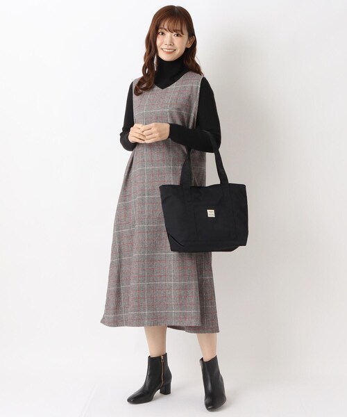 one'sterrace（ワンズテラス）の「anello スプラッシュA4トート（トートバッグ・レディース・ブラック系8/グレー系4/カーキ系5・99）」の7枚目の写真