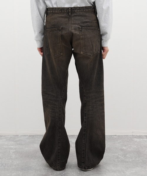 NVRFRGT / ネヴァーフォーゲット】3D TWISTED JEANS MF.BLACK（デニム