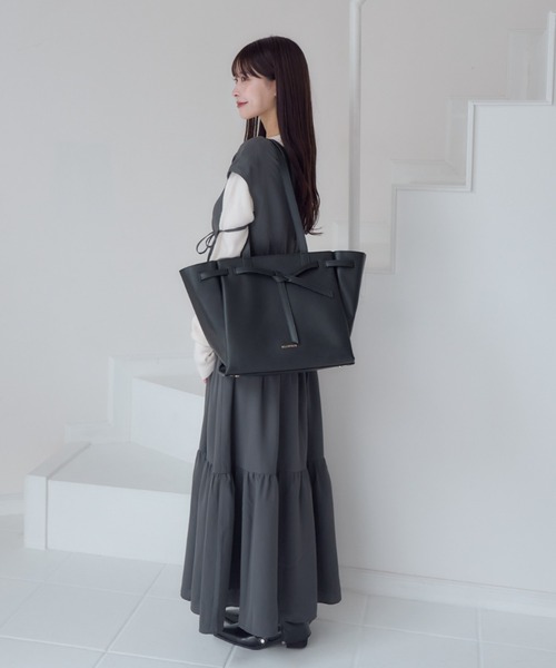 mellowneon（メロウネオン）の「ノットデザインA4トートバッグ（トートバッグ・レディース・ブラウン/ベージュ/ブラック・FREE）」の9枚目の写真