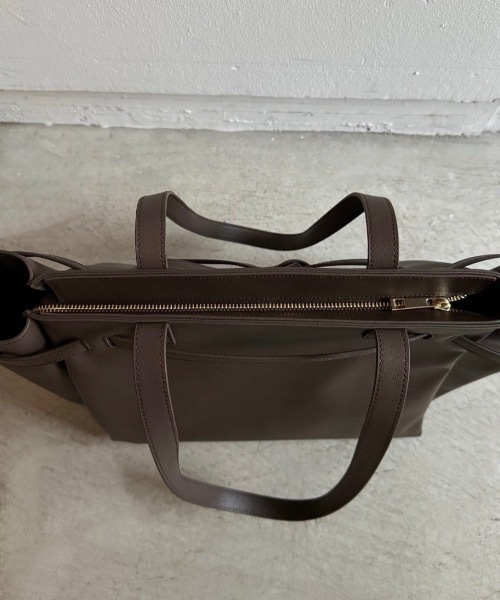 mellowneon（メロウネオン）の「ノットデザインA4トートバッグ（トートバッグ・レディース・ブラウン/ベージュ/ブラック・FREE）」の17枚目の写真