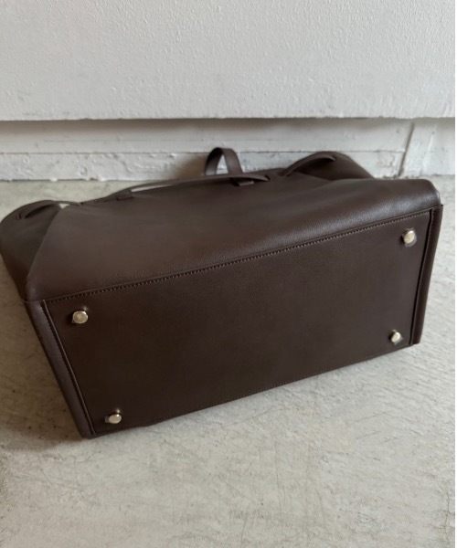 mellowneon（メロウネオン）の「ノットデザインA4トートバッグ（トートバッグ・レディース・ブラウン/ベージュ/ブラック・FREE）」の22枚目の写真