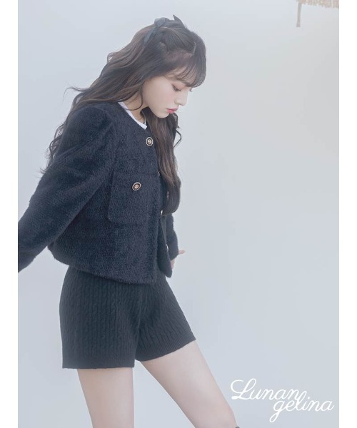 Lunangelina(ルナアンヘリナ)の「Cable Knit Short Pants(その他パンツ・レディース・ブラック・フリー)」の5枚目の写真