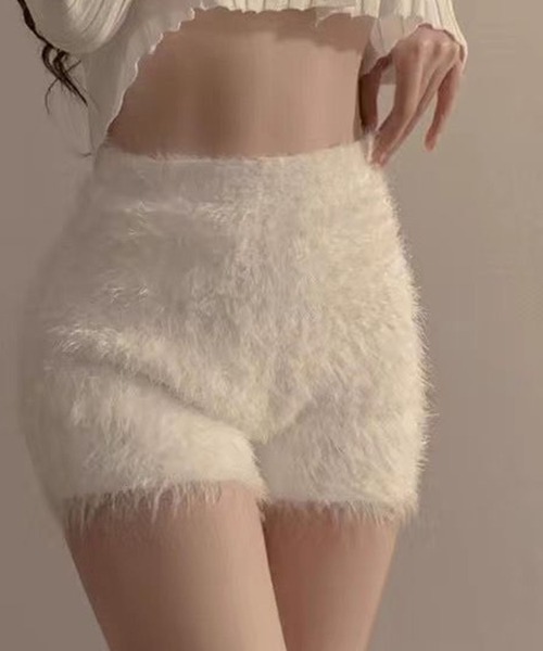 meJane（ミージェーン）の「シャギーニット ショートパンツ（その他パンツ・レディース・ブラック/オフホワイト・FREE）」の2枚目の写真