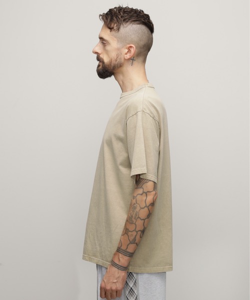 Schott(ショット)の「Schott/ショット/PIGMENT OD SS T-SHIRT/ピグメント オーバーダイ Tシャツ(Tシャツ/カットソー・メンズ・ブラック/ブルーグレー/ブラウン系その他/オフホワイト/ナチュラル/セージグリーン・S/M/L/XL/2XL)」の7枚目の写真