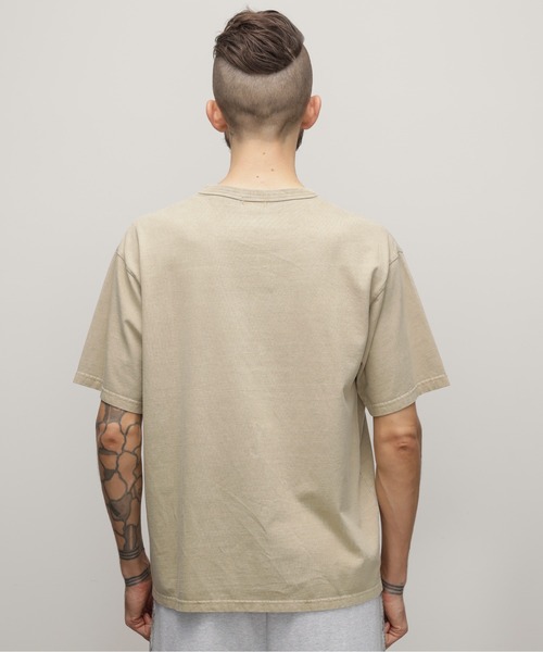Schott(ショット)の「Schott/ショット/PIGMENT OD SS T-SHIRT/ピグメント オーバーダイ Tシャツ(Tシャツ/カットソー・メンズ・ブラック/ブルーグレー/ブラウン系その他/オフホワイト/ナチュラル/セージグリーン・S/M/L/XL/2XL)」の8枚目の写真