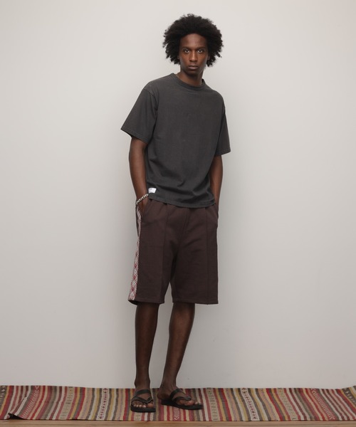 Schott(ショット)の「Schott/ショット/PIGMENT OD SS T-SHIRT/ピグメント オーバーダイ Tシャツ(Tシャツ/カットソー・メンズ・ブラック/ブルーグレー/ブラウン系その他/オフホワイト/ナチュラル/セージグリーン・S/M/L/XL/2XL)」の13枚目の写真