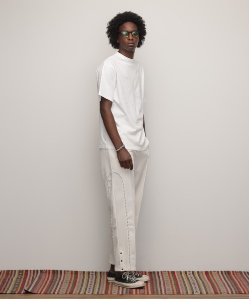 Schott(ショット)の「Schott/ショット/PIGMENT OD SS T-SHIRT/ピグメント オーバーダイ Tシャツ(Tシャツ/カットソー・メンズ・ブラック/ブルーグレー/ブラウン系その他/オフホワイト/ナチュラル/セージグリーン・S/M/L/XL/2XL)」の12枚目の写真