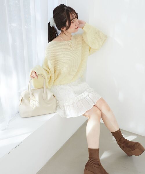 MAJESTIC LEGON(マジェスティックレゴン)の「キラキラドロストメッシュニット(ニット/セーター・レディース・ブルー/アイボリー/ピンク/イエロー・MEDIUM)」の2枚目の写真