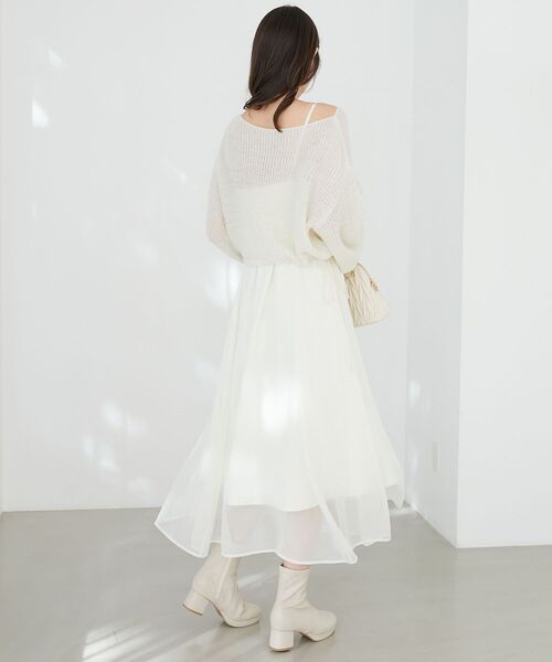 MAJESTIC LEGON(マジェスティックレゴン)の「キラキラドロストメッシュニット(ニット/セーター・レディース・ブルー/アイボリー/ピンク/イエロー・MEDIUM)」の7枚目の写真