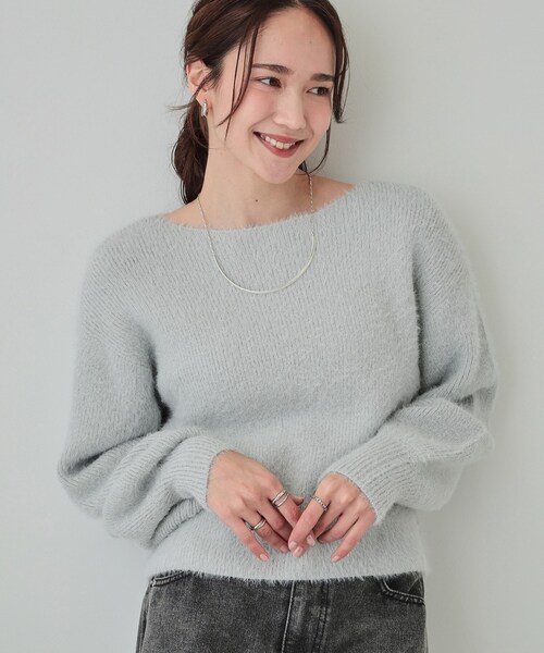 DRESKIP（ドレスキップ）の「◆【S-LL】大人上品な ラメフェザー ボートネックニット（ニット/セーター・レディース・オフホワイト/ブルー/チャコールグレー/ライトグレー・01/02/03/04）」の3枚目の写真