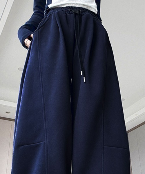 kirakiraShop(キラキラショップ)の「タック入り カービング スウェット パンツ(スウェットパンツ・レディース・オートミール/チャコール/ネイビー/ボルドー/ブラック・S/M/L)」の10枚目の写真