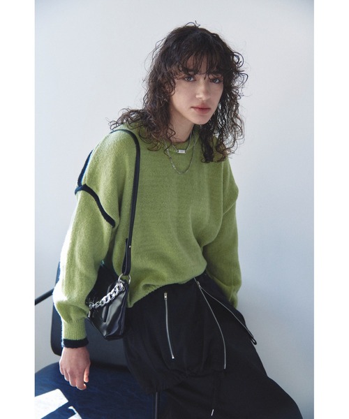 Solace(ソレイス)の「バイカラーラインニット(ニット/セーター・レディース・ホワイト/グリーン/グレー/ブラック・FREE)」の10枚目の写真