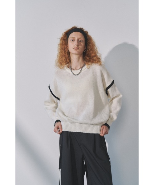 Solace(ソレイス)の「バイカラーラインニット(ニット/セーター・レディース・ホワイト/グリーン/グレー/ブラック・FREE)」の5枚目の写真