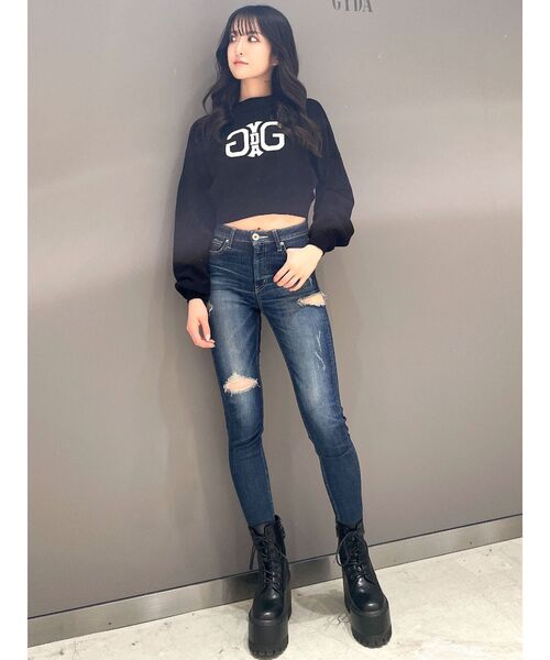 GYDA(ジェイダ)の「Symmetry GYDAインターシャニットトップス(ニット/セーター・レディース・ブラック/オフホワイト/ベビーピンク・FREE)」の13枚目の写真