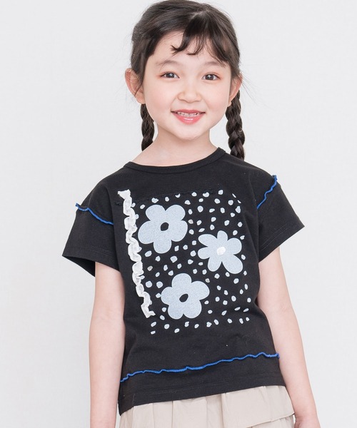 RAGMART（ラグマート）の「フラワーモチーフTシャツ（Tシャツ/カットソー・キッズ・オフホワイト/ブラック・100cm/110cm/130cm/120cm）」の2枚目の写真
