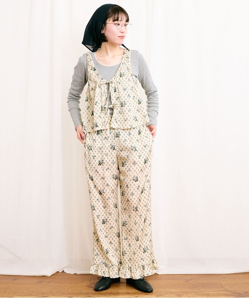 fig Ｌondon（フィグロンドン）の「●Grandma sofa frill pants（その他パンツ・レディース・グリーン/ブルー・FREE）」の3枚目の写真