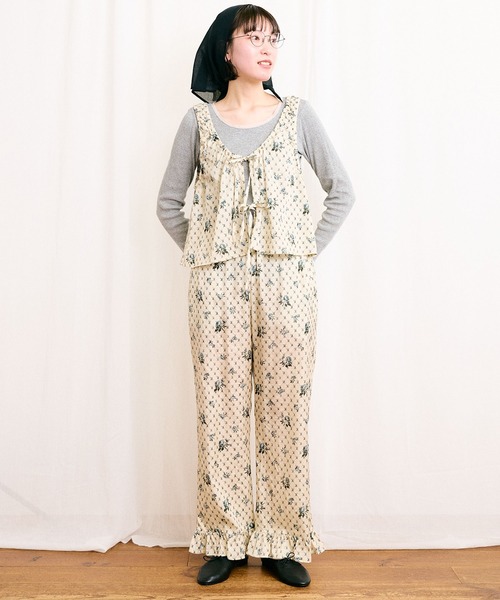fig Ｌondon（フィグロンドン）の「●Grandma sofa frill pants（その他パンツ・レディース・グリーン/ブルー・FREE）」の4枚目の写真