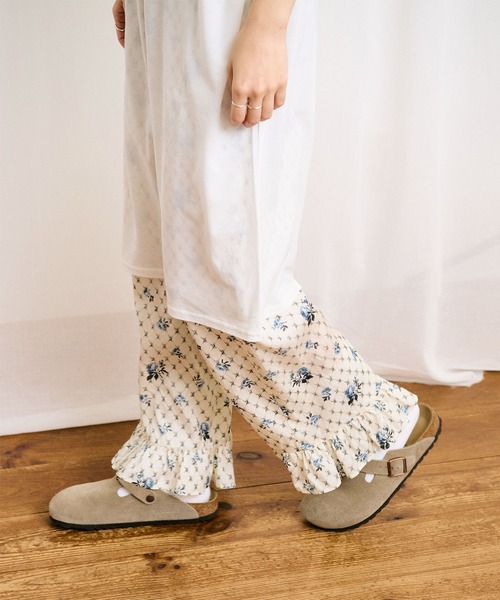 fig Ｌondon（フィグロンドン）の「●Grandma sofa frill pants（その他パンツ・レディース・グリーン/ブルー・FREE）」の20枚目の写真