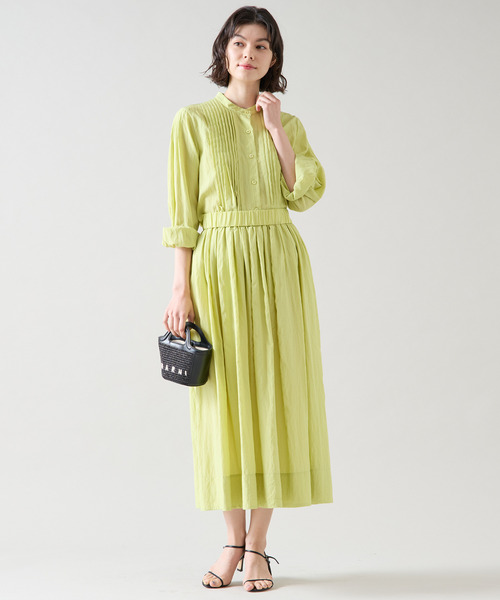 Tiara（ティアラ）の「タックオーバーシャツブラウス（セットアップ可）（シャツ/ブラウス・レディース・イエロー/ベージュ/ネイビー/ホワイト・FREE）」の6枚目の写真