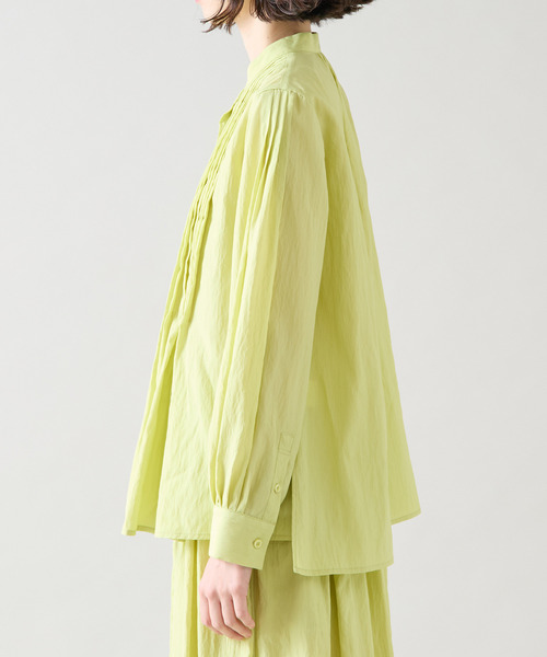 Tiara（ティアラ）の「タックオーバーシャツブラウス（セットアップ可）（シャツ/ブラウス・レディース・イエロー/ベージュ/ネイビー/ホワイト・FREE）」の12枚目の写真