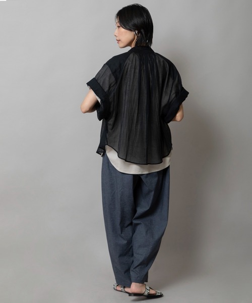 Munich(ミューニック)の「【KOTA CHECK】シャーリングネックシャツ(シャツ/ブラウス・レディース・ライトベージュ/ブラック/ダークオレンジ・FREE)」の7枚目の写真