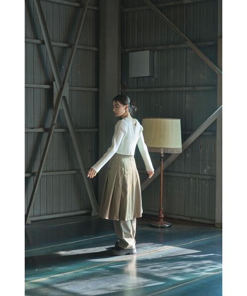 marjour（マージュール）の「RIB KNIT SHORT CARDIGAN（カーディガン/ボレロ・レディース・ブラック/オフホワイト・M）」の20枚目の写真