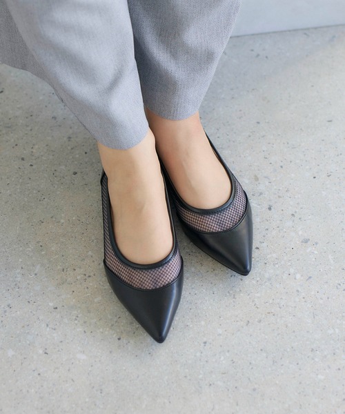 carino(カリーノ)の「【レイン対応】メッシュポインテッドトゥパンプス(パンプス・レディース・イエロー/シルバー/ブラック・22.5cm/23cm/23.5cm/24cm/24.5cm)」の4枚目の写真