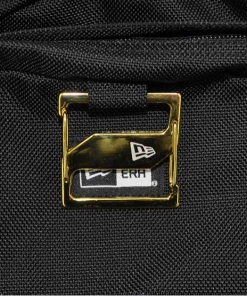 NEW ERA(ニューエラ)の「NEW ERA/ニューエラ バックパック CARRIER PACK キャリアパック 35L プリントロゴ ブラック × ホワイト 251 14521347(バックパック/リュック・メンズ・ブラック・FREE)」の12枚目の写真
