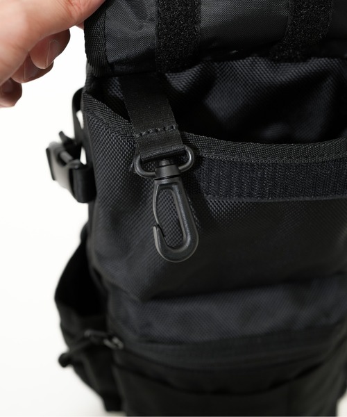 NEW ERA（ニューエラ）の「【NEW ERA/ニューエラ】SLING BODY BAG（ボディバッグ/ウエストポーチ・メンズ・ブラック系その他/ブラック・FREE）」の10枚目の写真