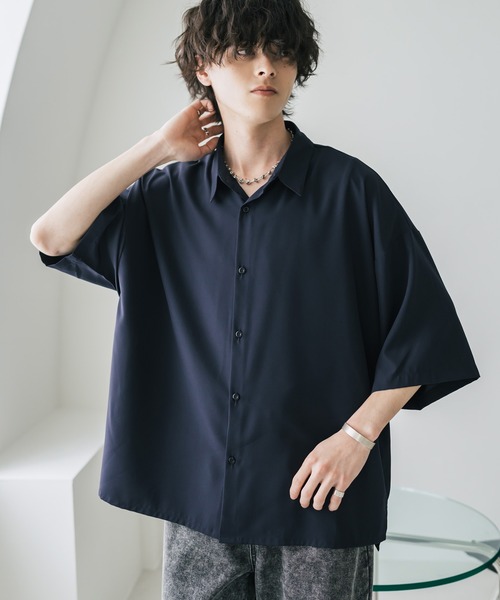 Rocky Monroe(ロッキーモンロー)の「新色追加 接触冷感 オーバーサイズとろみビッグシルエットストレッチレギュラーカラー半袖シャツ(シャツ/ブラウス・メンズ・チャコールグレー/ホワイト/バーガンディー/ブルー/ブラック/ブルーグリーン/グレイッシュベージュ/ライトグレー/ネイビー/ライトブルー/ミント/ブラウン・XL/M/L)」の9枚目の写真