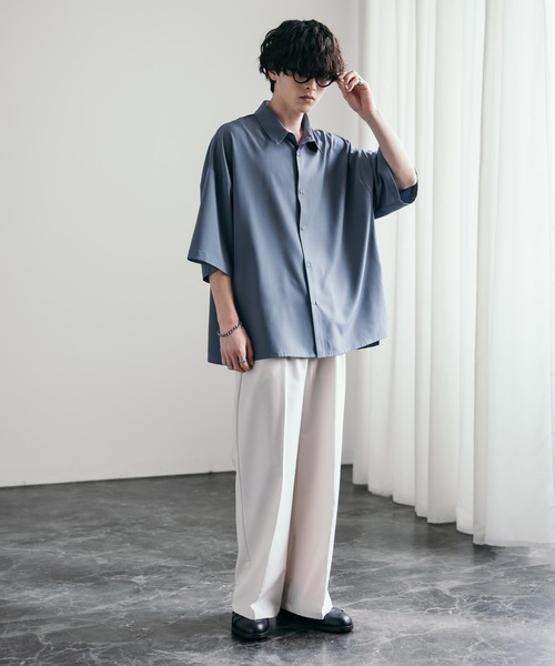 Rocky Monroe(ロッキーモンロー)の「接触冷感 オーバーサイズとろみビッグシルエットストレッチレギュラーカラー半袖シャツ(シャツ/ブラウス・メンズ・チャコールグレー/ホワイト/バーガンディー/ブルー/ブラック/ブルーグリーン/グレイッシュベージュ・XL/M/L)」の8枚目の写真