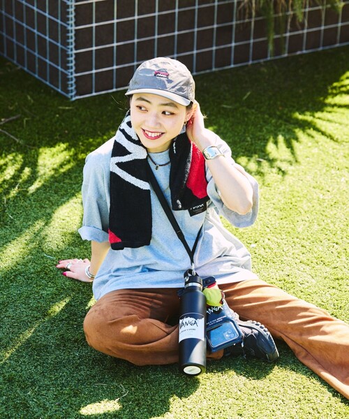 NANGA（ナンガ）の「NANGA × Hydro Flask × FREAK'S STORE/ナンガ × ハイドロフラスク × フリークスストア 別注 24oz STANDARD MOUTH ハイドロフラスク スタンダードマウス（水筒・メンズ・ブラック/オレンジ・ONE SIZE）」の17枚目の写真