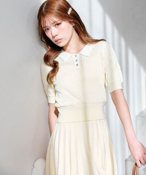 OLIVE des OLIVE(オリーブデオリーブ)の「春のケーブルポロニット(ニット/セーター・レディース・ネイビー/オフホワイト/イエロー/トップグレー・FREE)」の4枚目の写真
