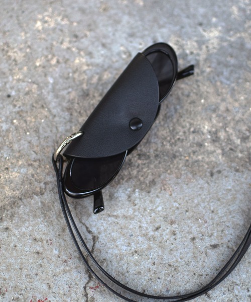 Marient(マリエント)の「Glasses Key Holder Necklace/サングラス メガネ キー ネックホルダー(ネックレス・レディース・ブラック/ブラウン・FREE)」の4枚目の写真