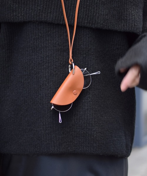 Marient(マリエント)の「Glasses Key Holder Necklace/サングラス メガネ キー ネックホルダー(ネックレス・レディース・ブラック/ブラウン・FREE)」の17枚目の写真
