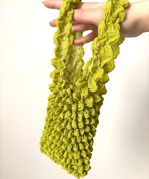 Alite cloth（アリーテクロス）の「コンパクト伸縮カラーエコバッグ（エコバッグ/サブバッグ・レディース・モカ/イエロー/コーラル/グリーン/ピンク/グレー/ブラック・F）」の4枚目の写真